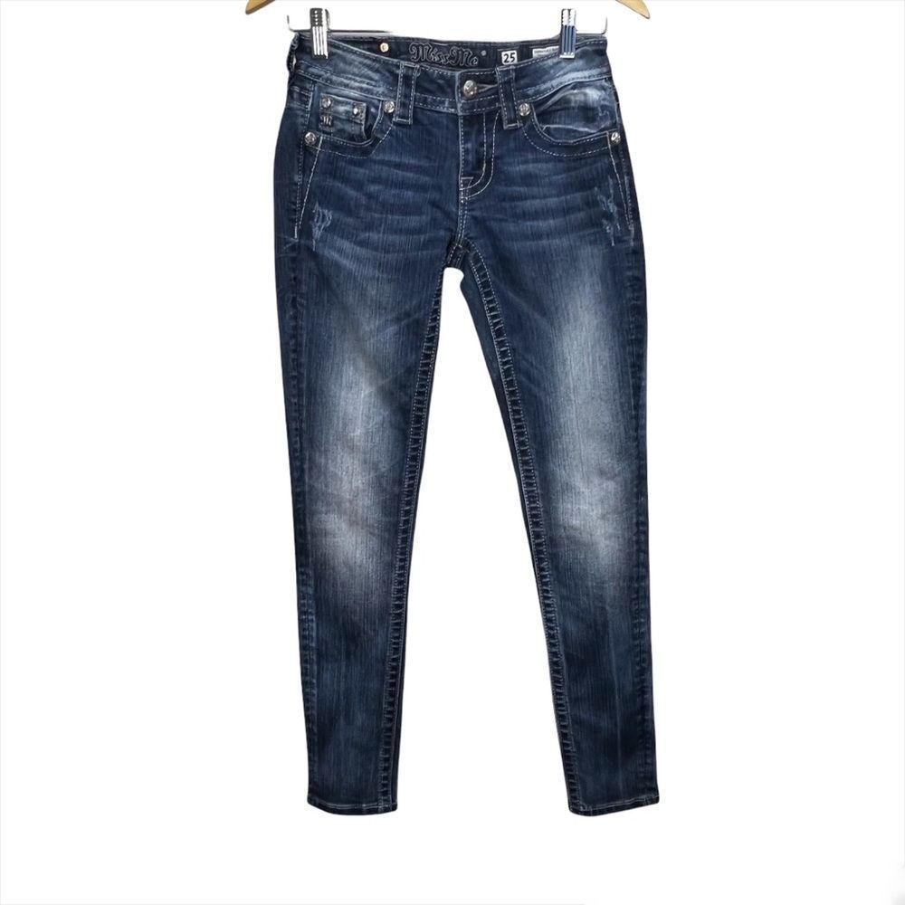 Size 25 Miss Me Signature Rise Skinny Jeans